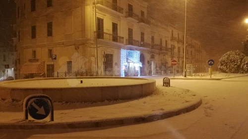 Due ore di blizzard! Le foto della nevicata che ha portato 25cm sulla città di Matera